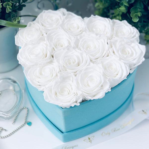 Velvet Heart Rose Box - Pink